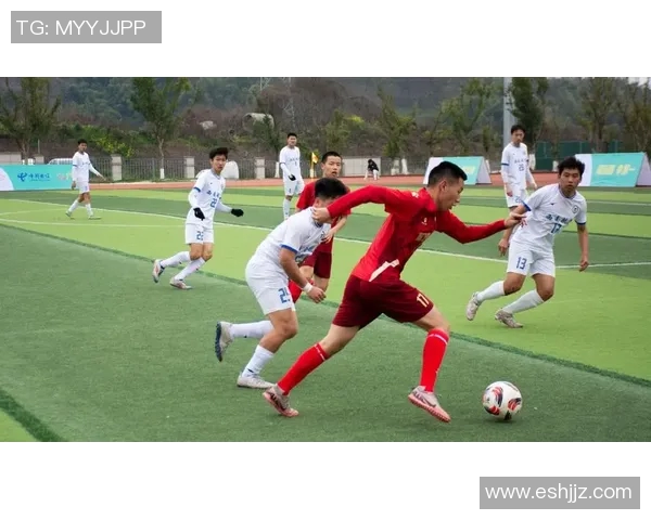 兴华中学校园足球比赛精彩直播全程回顾与精彩瞬间分享